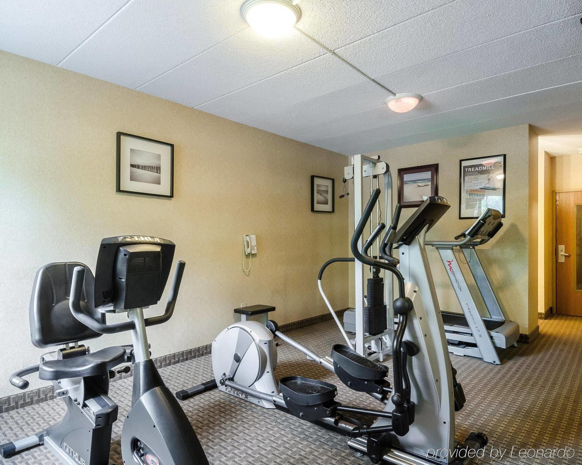 Holiday Inn Express - Fall River North Экстерьер фото
